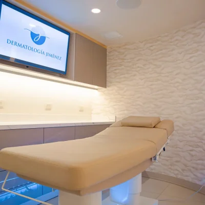 Dermatologo-Torre-Humana